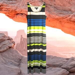 Jessica Howard Medium sleeveless striped long dress. Side slits. Beach, cruise.